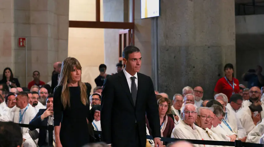 İspanya Başbakan Pedro SANCHEZ eşi Begona GOMEZ